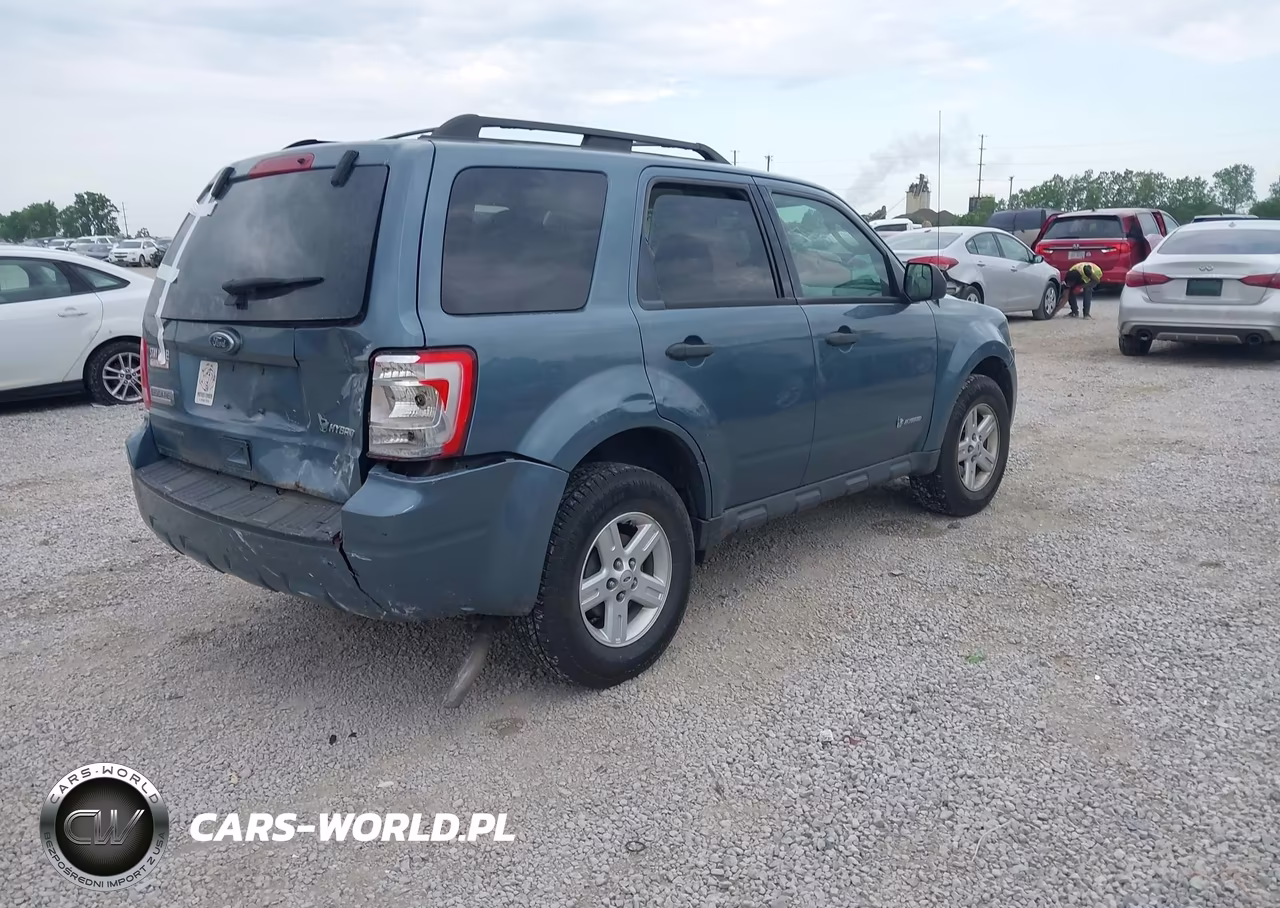 2011 Ford Escape Hybrid VIN:1FMCU4K35BKA50198 - 4