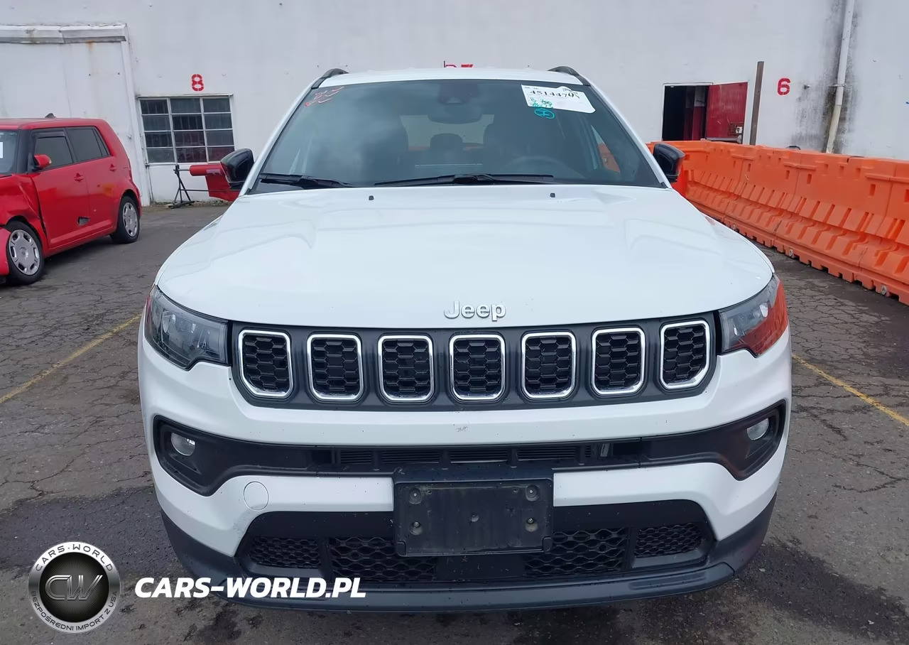 2024 Jeep Compass Latitude 4X4 VIN:3C4NJDBN0RT124465 - 6