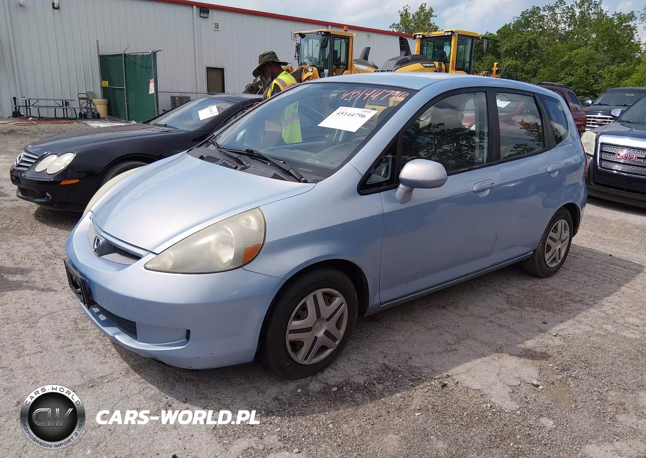 2008 Honda Fit VIN:JHMGD384X8S049166 - 2