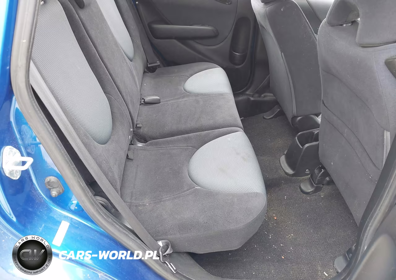 2007 Honda Fit Sport VIN:JHMGD38677S053935 - 8