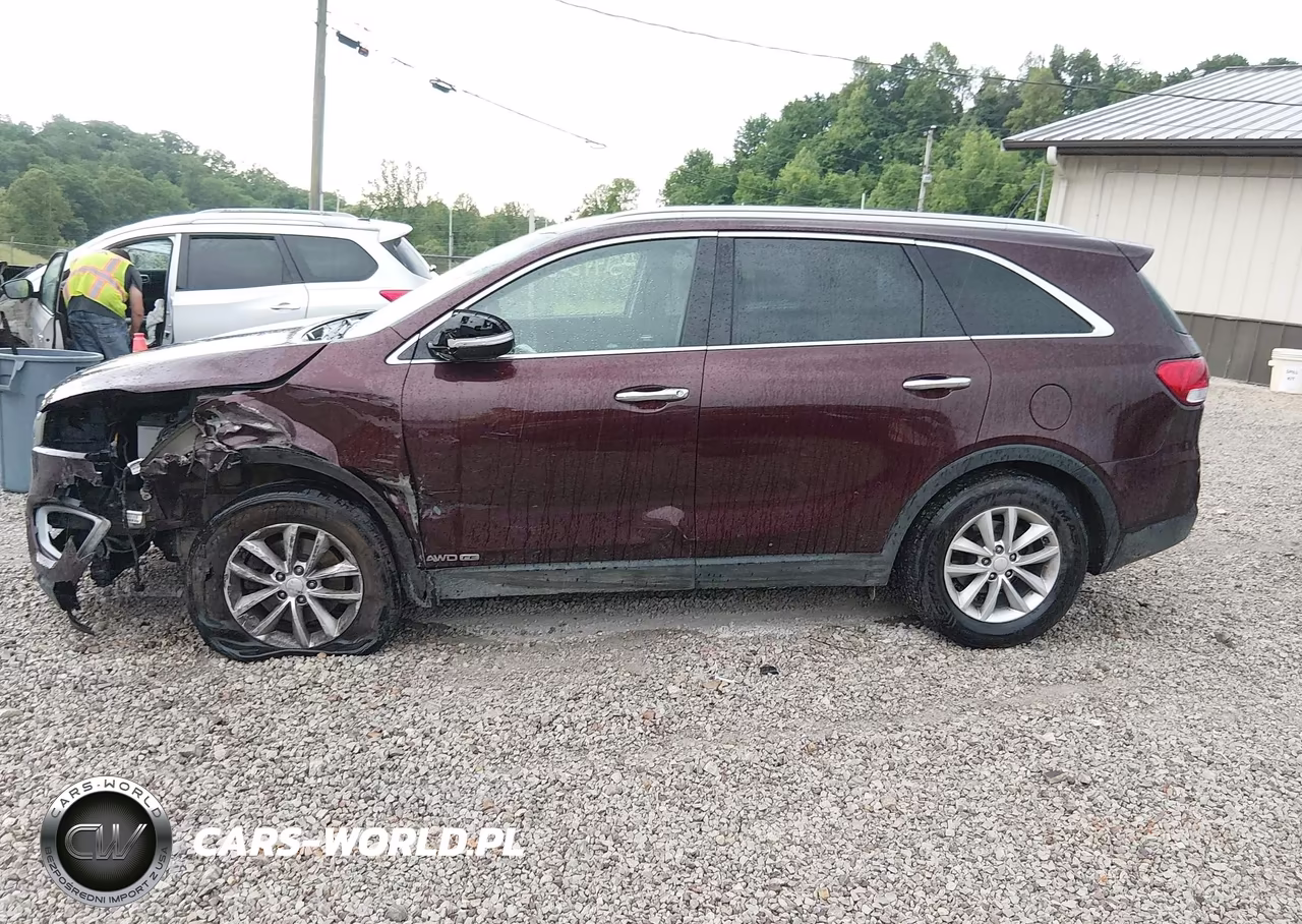 2018 Kia Sorento 3.3L Lx VIN:5XYPGDA50JG392095 - 15