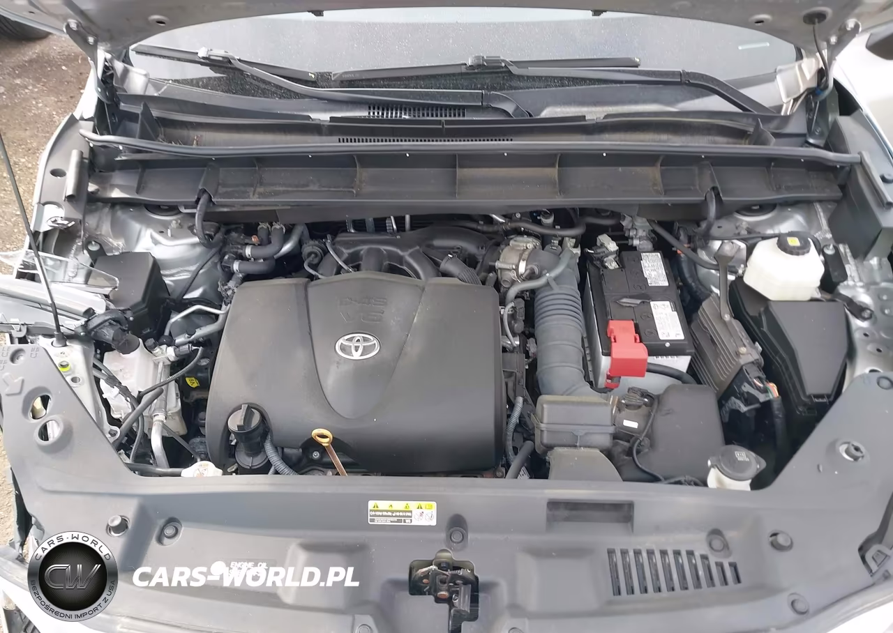 2022 Toyota Highlander Xle VIN:5TDGZRBH8NS579920 - 10