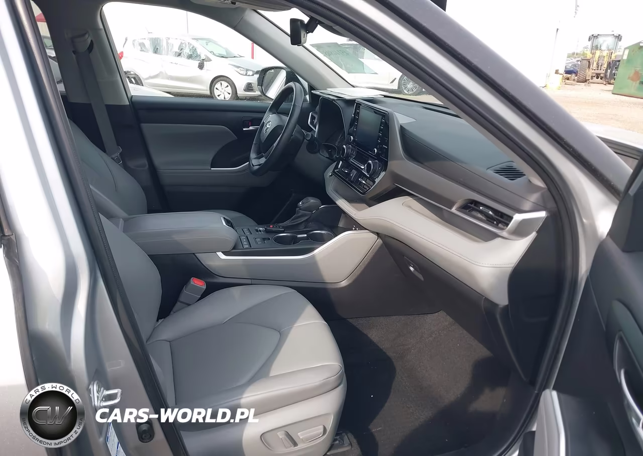 2022 Toyota Highlander Xle VIN:5TDGZRBH8NS579920 - 5