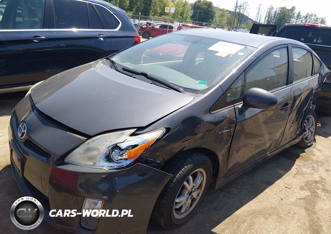 2011 Toyota Prius Two VIN:JTDKN3DU8B5351382 - 2