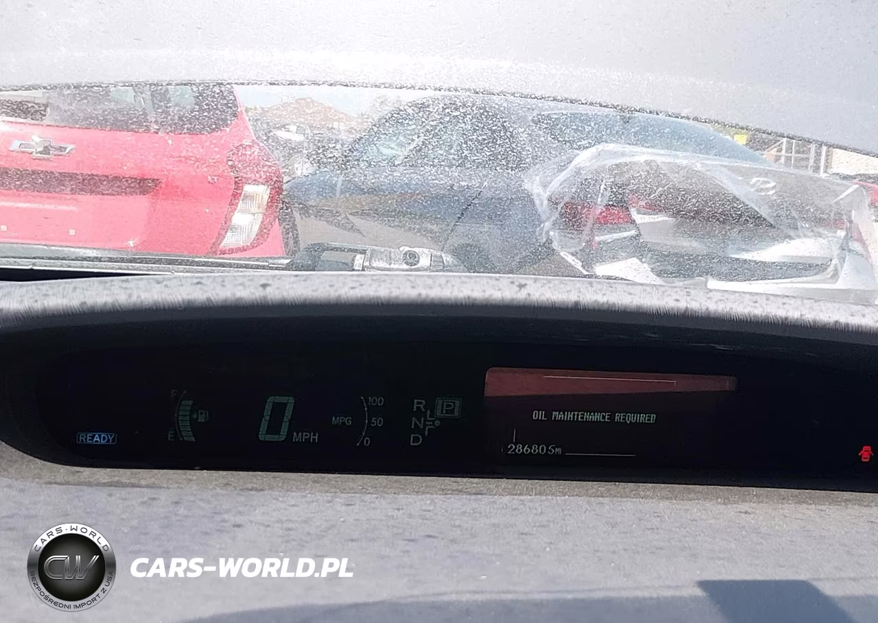 2011 Toyota Prius Two VIN:JTDKN3DU8B5351382 - 7