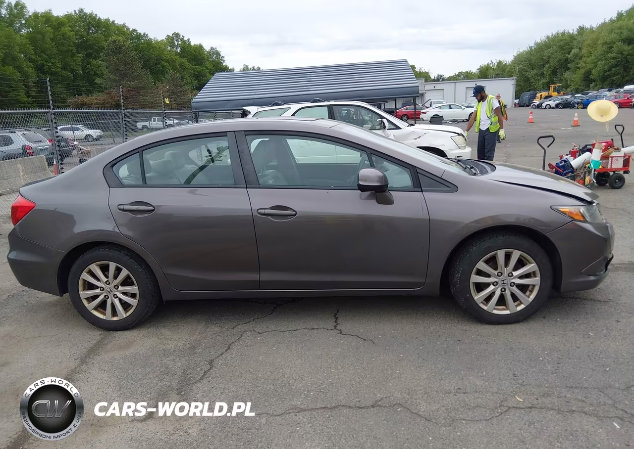 2012 Honda Civic Ex-L VIN:19XFB2F92CE317330 - 13