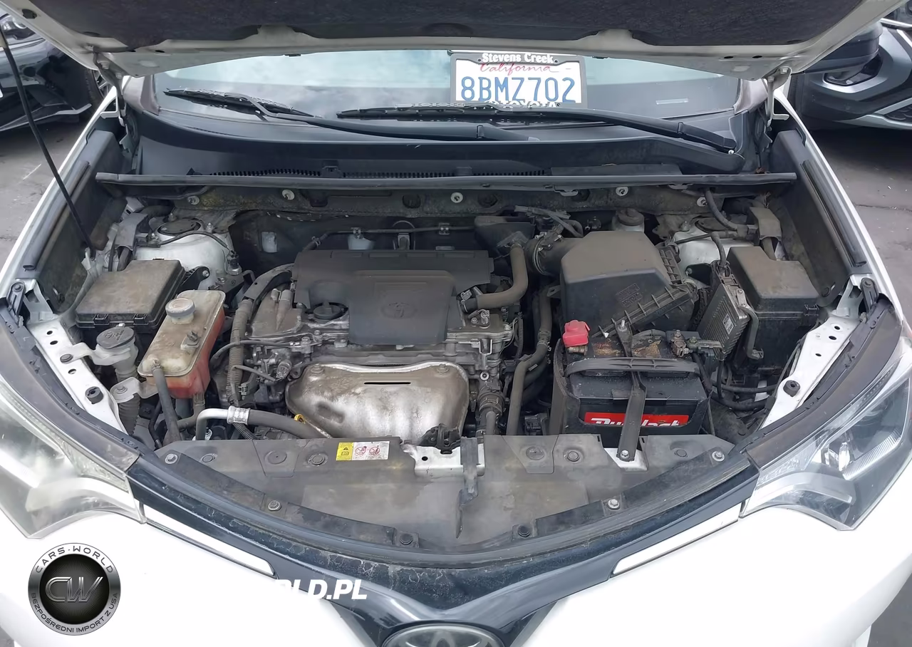 2018 Toyota Rav4 Le VIN:JTMZFREV5JJ156786 - 10