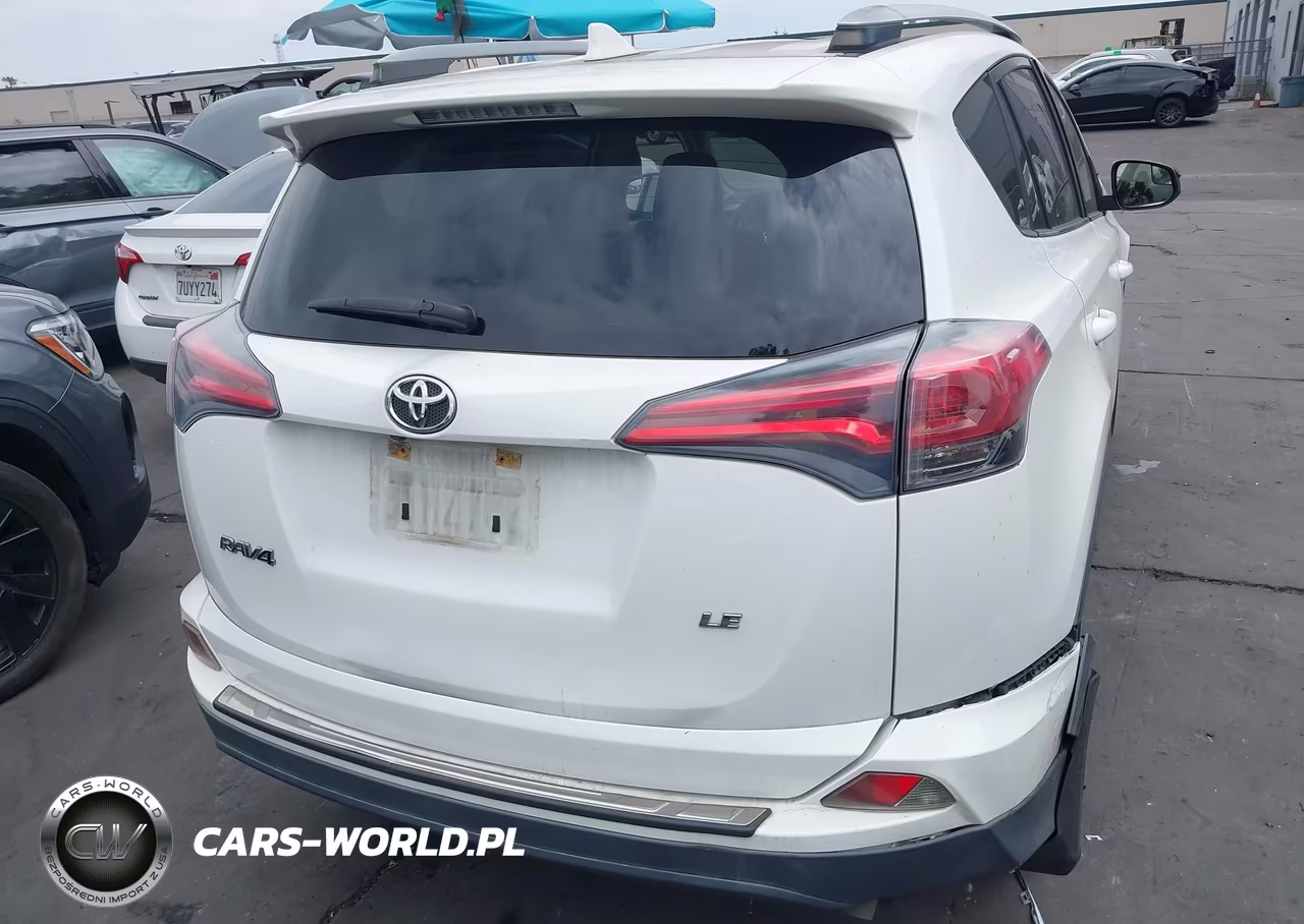 2018 Toyota Rav4 Le VIN:JTMZFREV5JJ156786 - 17