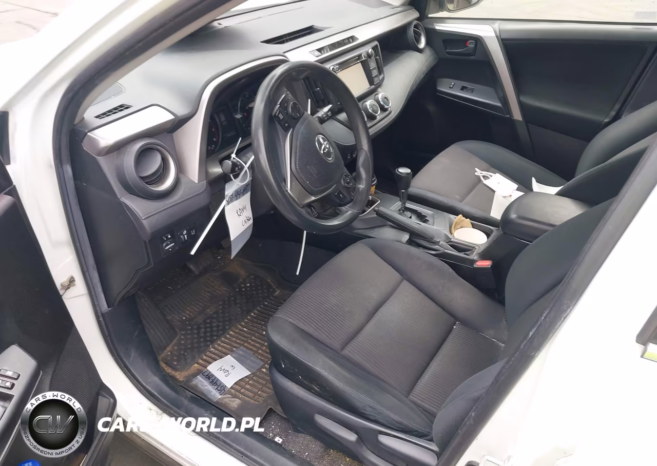 2018 Toyota Rav4 Le VIN:JTMZFREV5JJ156786 - 18
