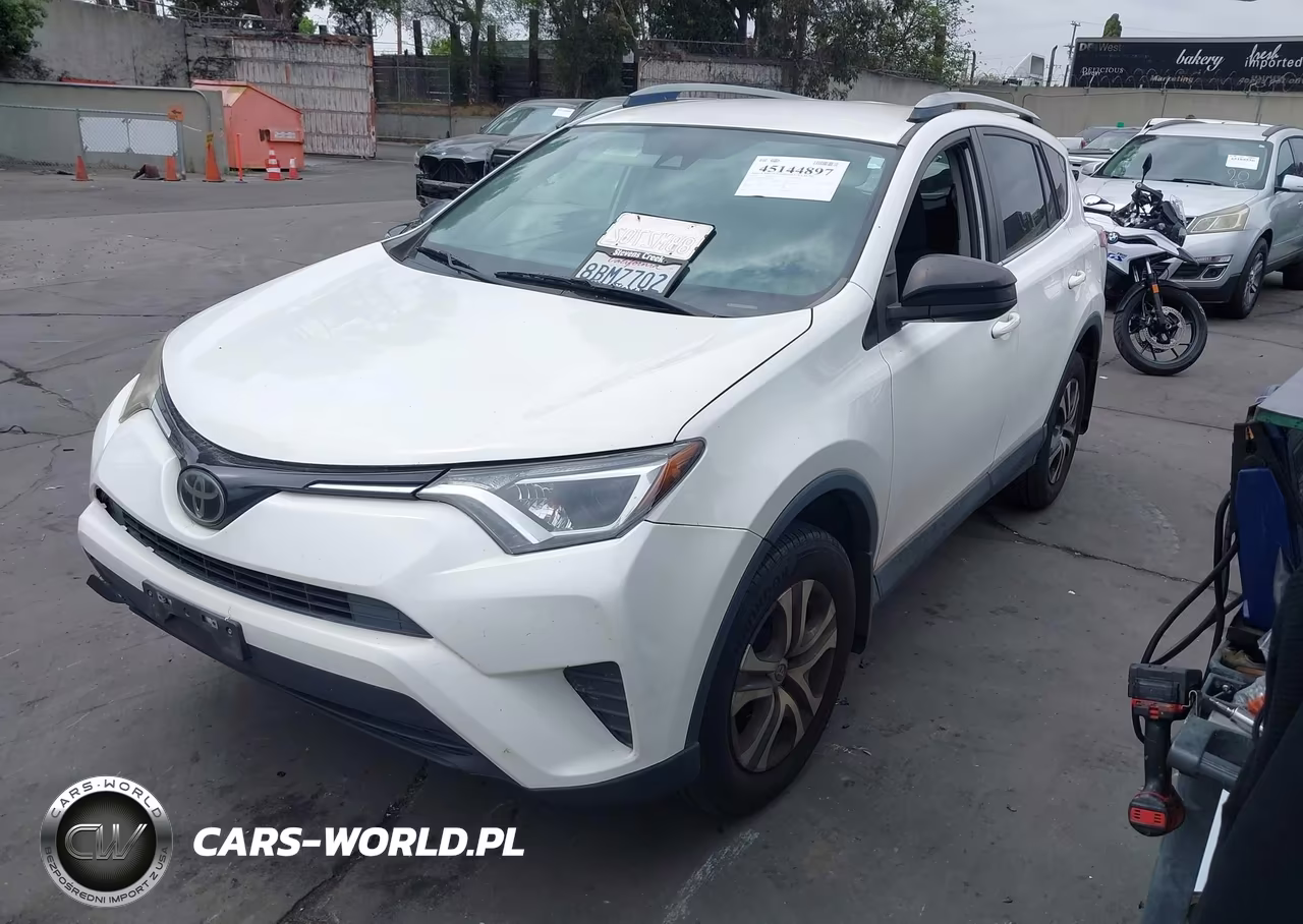 2018 Toyota Rav4 Le VIN:JTMZFREV5JJ156786 - 2