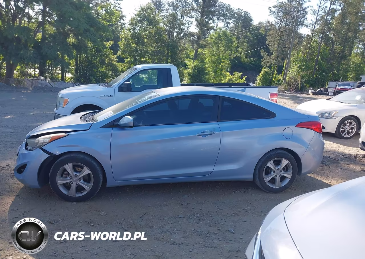 2013 Hyundai Elantra Gs VIN:KMHDH6AE4DU000309 - 14