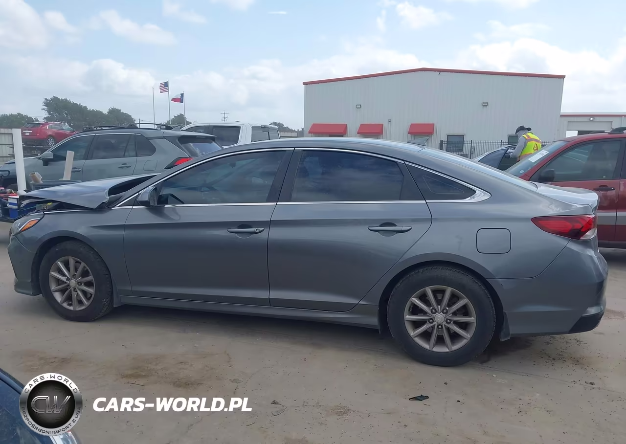 2018 Hyundai Sonata Se VIN:5NPE24AF0JH705315 - 14