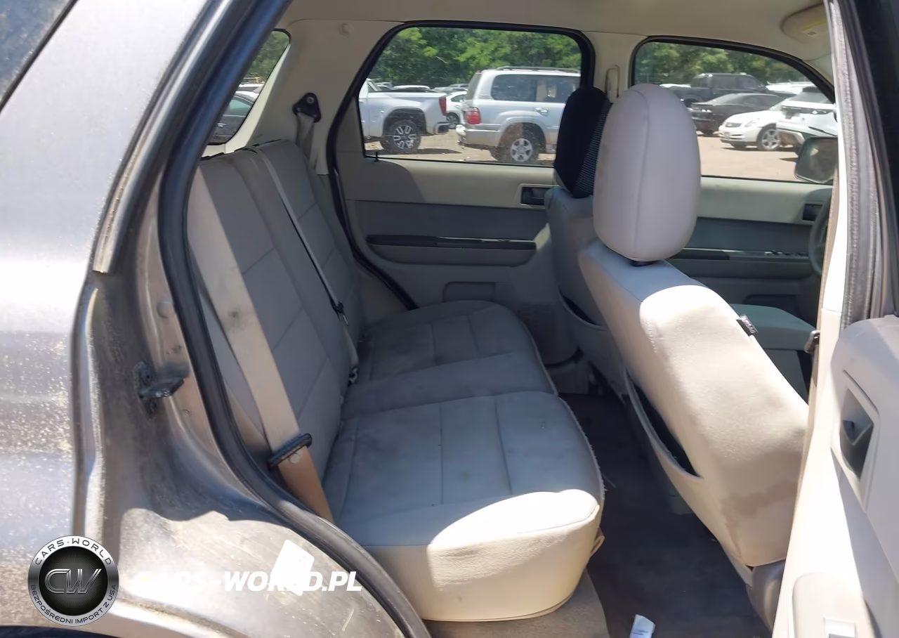 2012 Ford Escape Xlt VIN:1FMCU0D70CKB71523 - 8