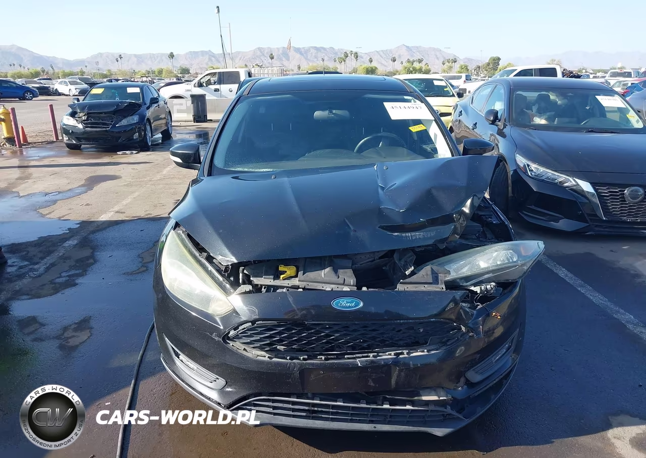 2015 Ford Focus Se VIN:1FADP3K23FL330239 - 12