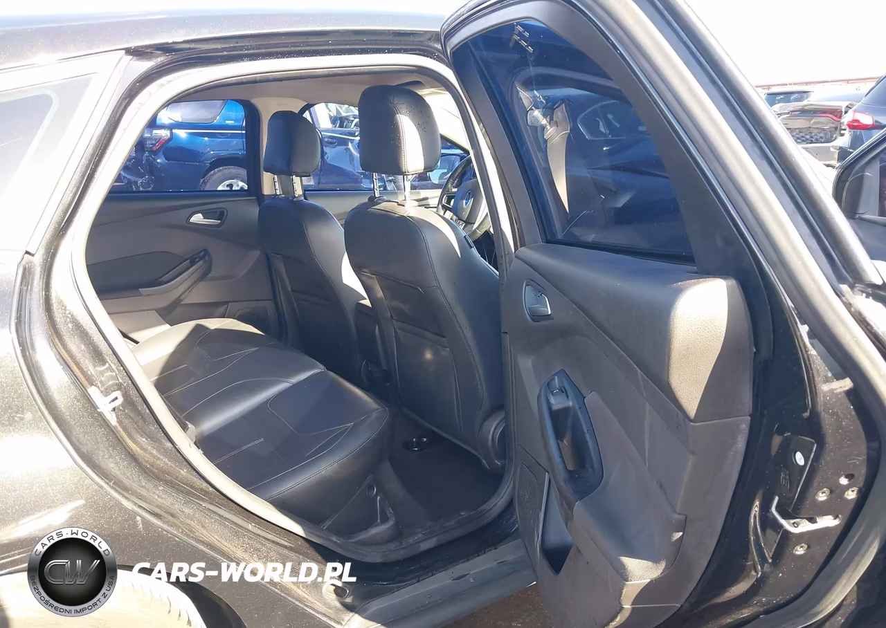 2015 Ford Focus Se VIN:1FADP3K23FL330239 - 8