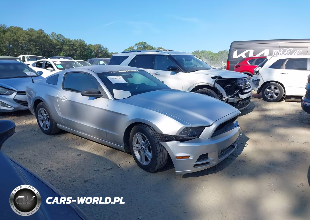 2014 Ford Mustang V6 – zdjęcie 1 z 16