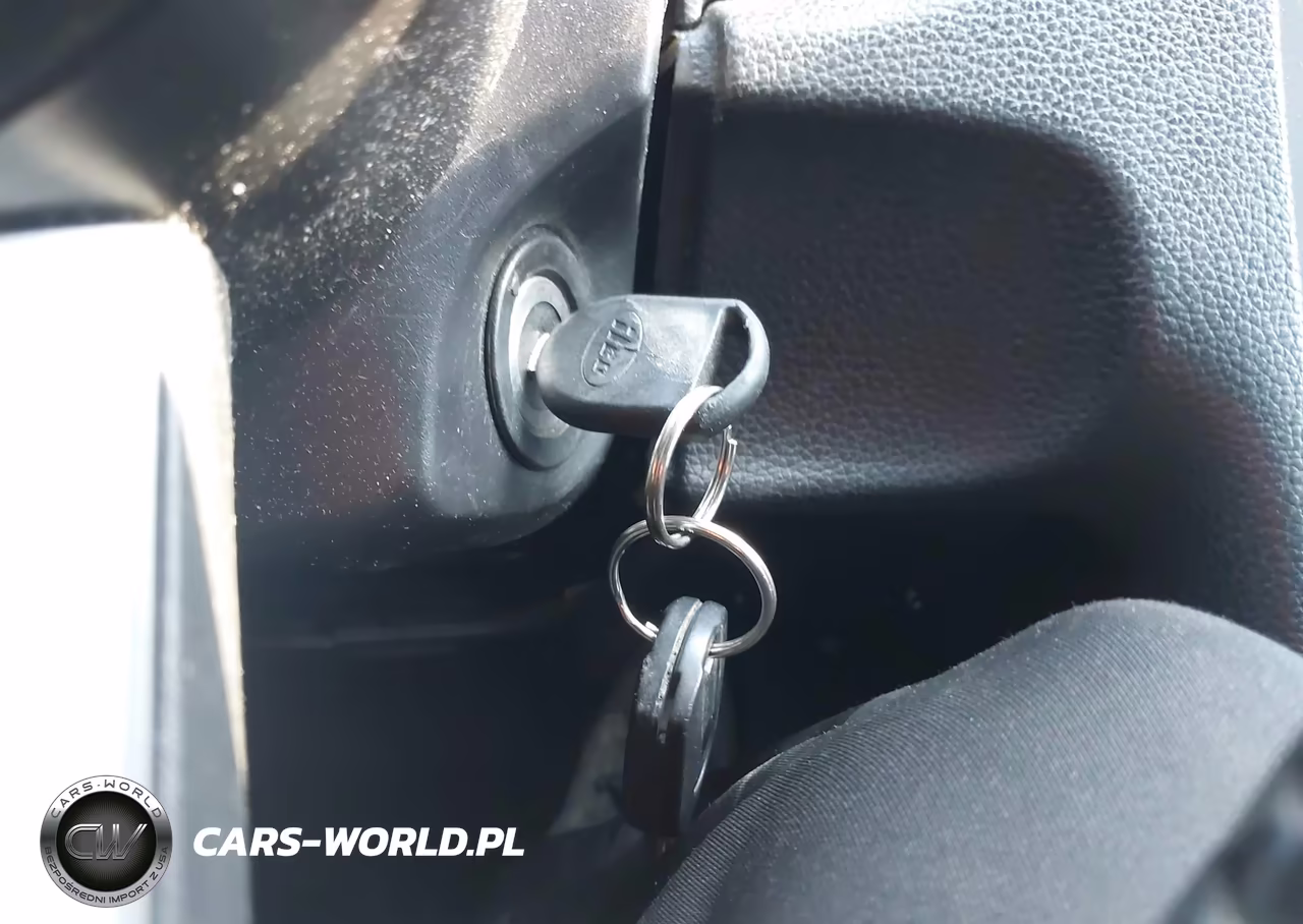 2014 Ford Mustang V6 VIN:1ZVBP8AM2E5280192 - 11