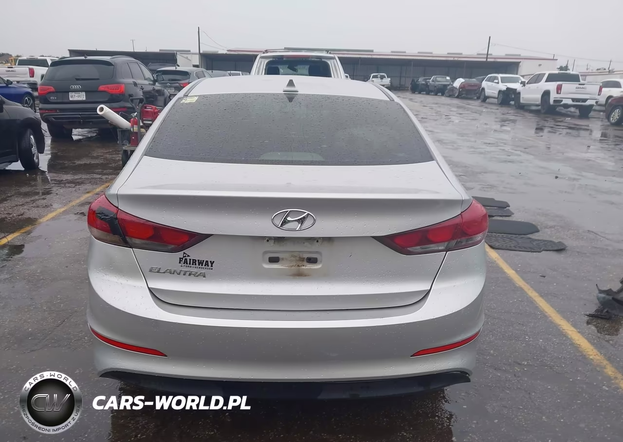 2018 Hyundai Elantra Value Edition VIN:5NPD84LF4JH322355 - 16