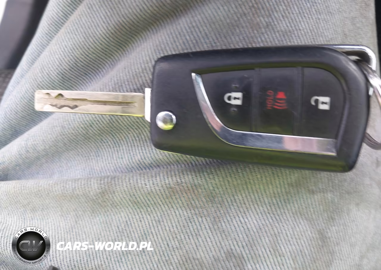 2017 Toyota Corolla Im VIN:JTNKARJE6HJ549479 - 11