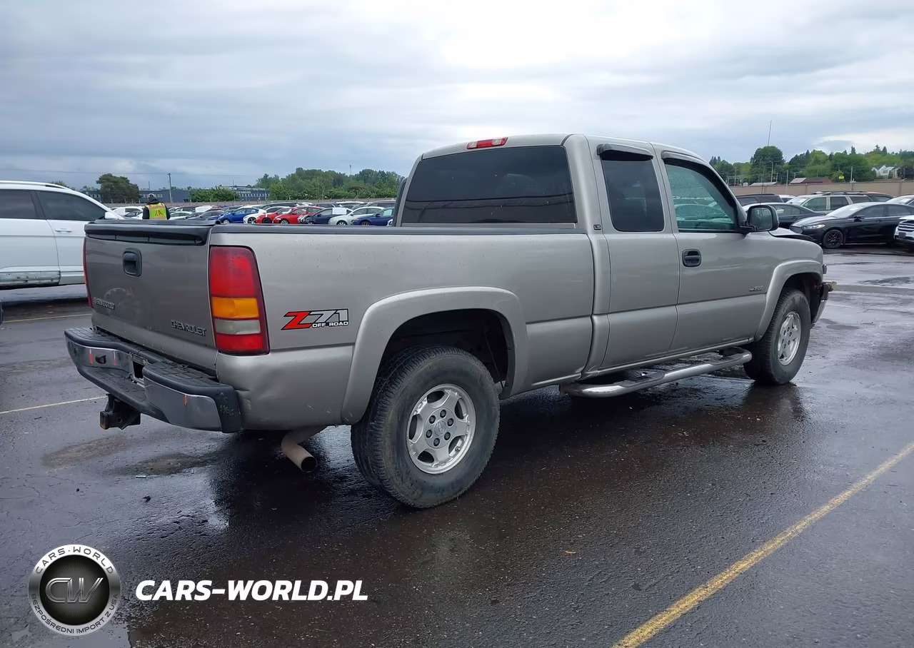 2002 Chevrolet Silverado K1500 VIN:2GCEK19T121361120 - 4