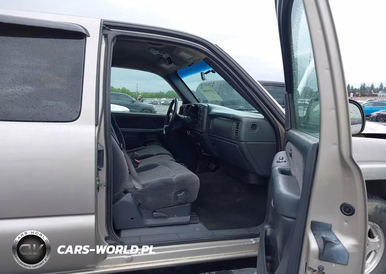 2002 Chevrolet Silverado K1500 VIN:2GCEK19T121361120 - 5