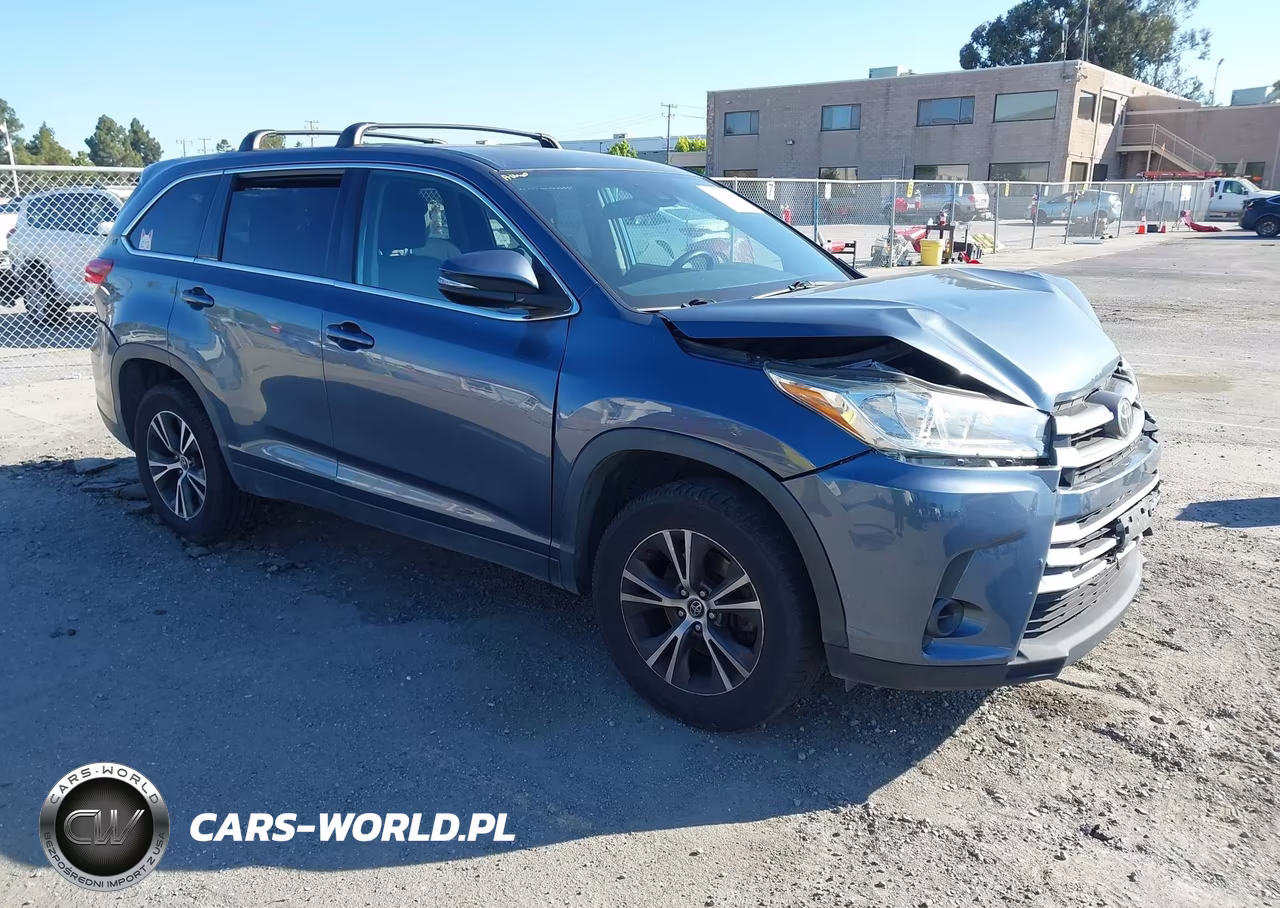2019 Toyota Highlander Le – zdjęcie 1 z 16