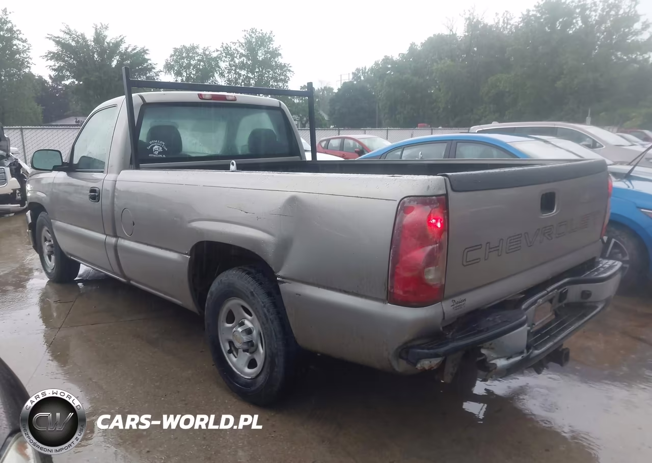 2003 Chevrolet Silverado 1500 Work Truck VIN:1GCEC14X83Z322430 - 3