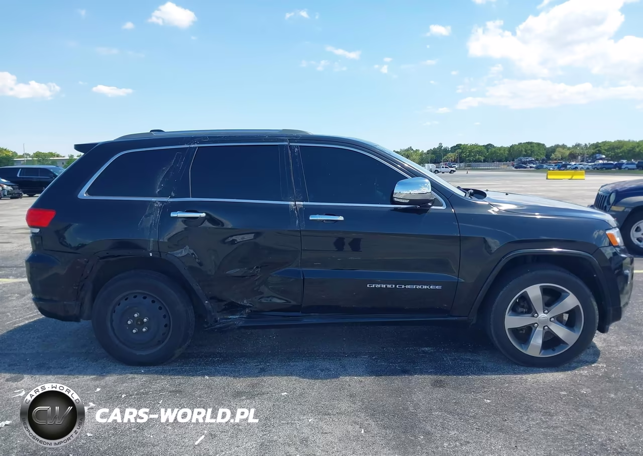 2015 Jeep Grand Cherokee Overland VIN:1C4RJECG0FC646737 - 6