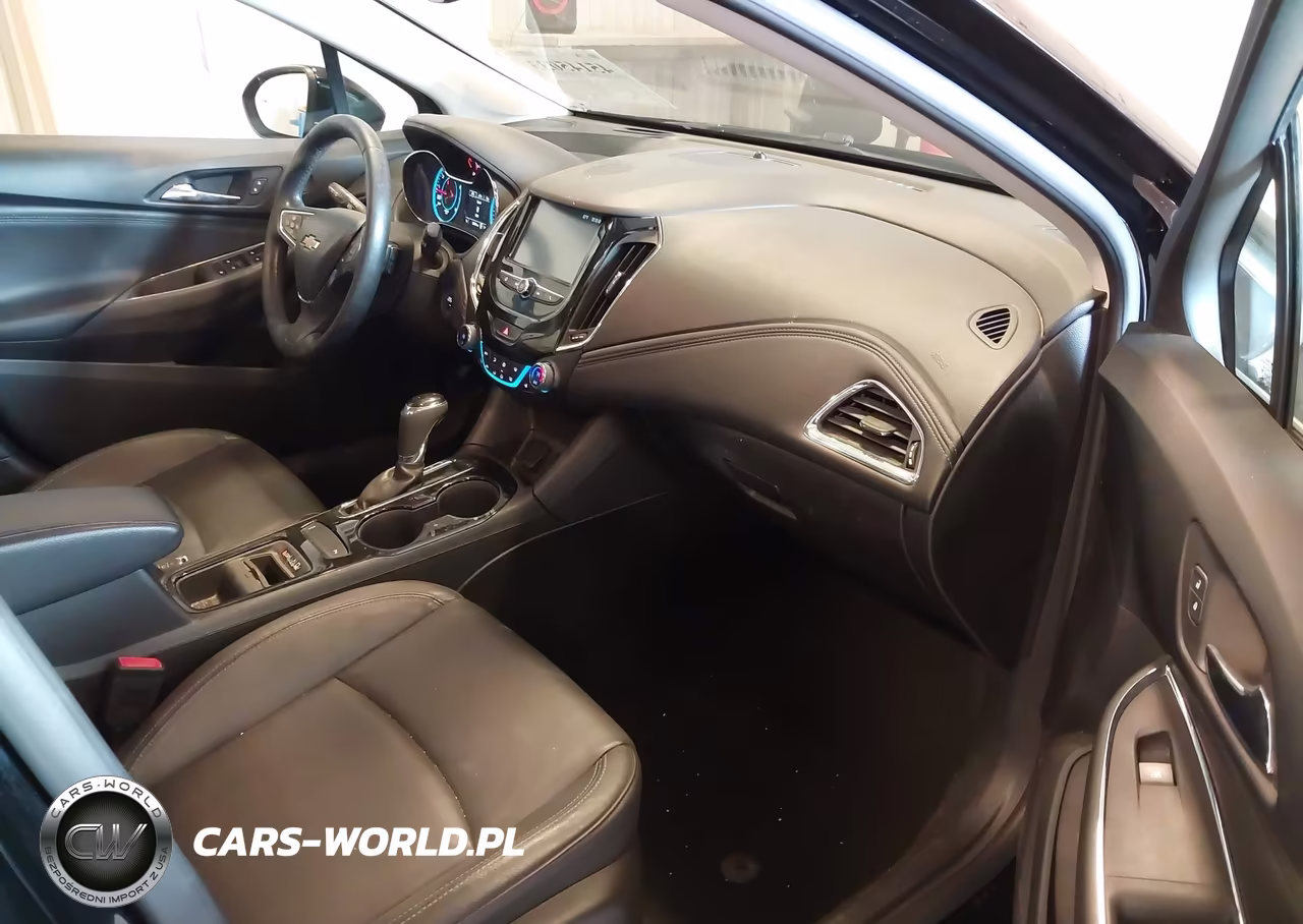2017 Chevrolet Cruze Premier Auto VIN:3G1BF6SM0HS538110 - 5