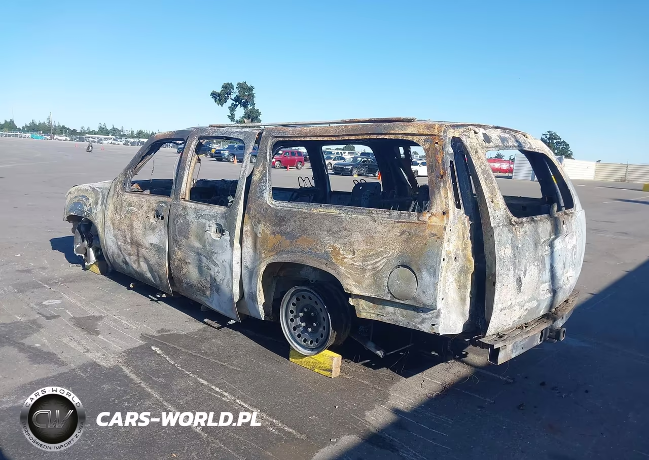 2007 Chevrolet Suburban 1500 Ls VIN:1GNFC16J77R267009 - 3