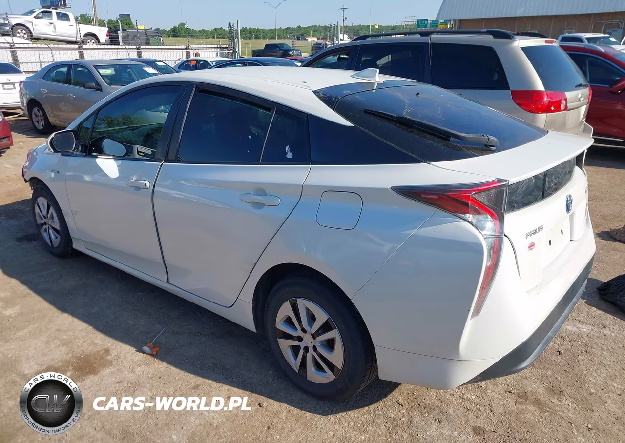 2017 Toyota Prius Four VIN:JTDKARFU9H3030435 - 3