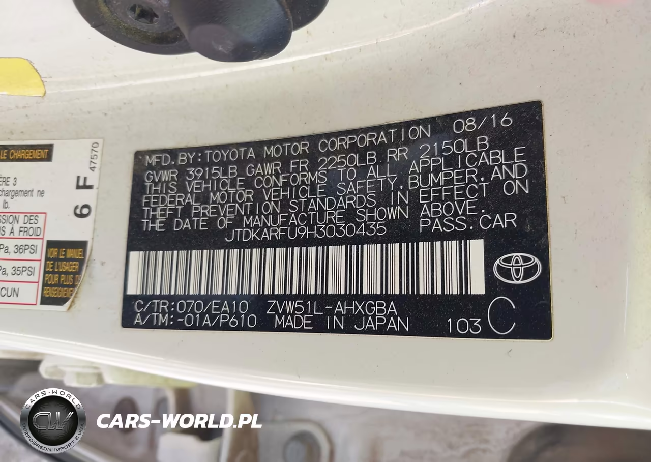 2017 Toyota Prius Four VIN:JTDKARFU9H3030435 - 9