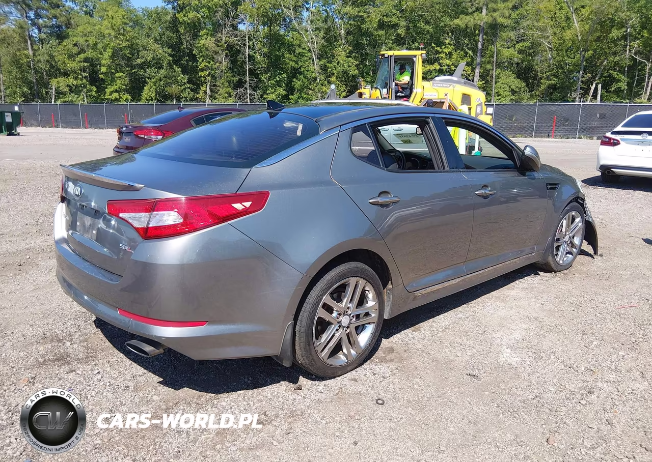 2013 Kia Optima Sx VIN:5XXGR4A64DG098811 - 4