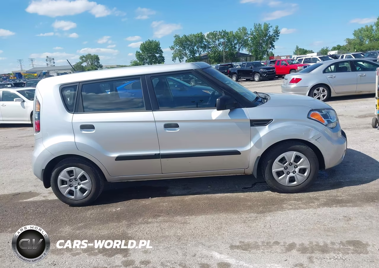 2010 Kia Soul VIN:KNDJT2A12A7106117 - 13