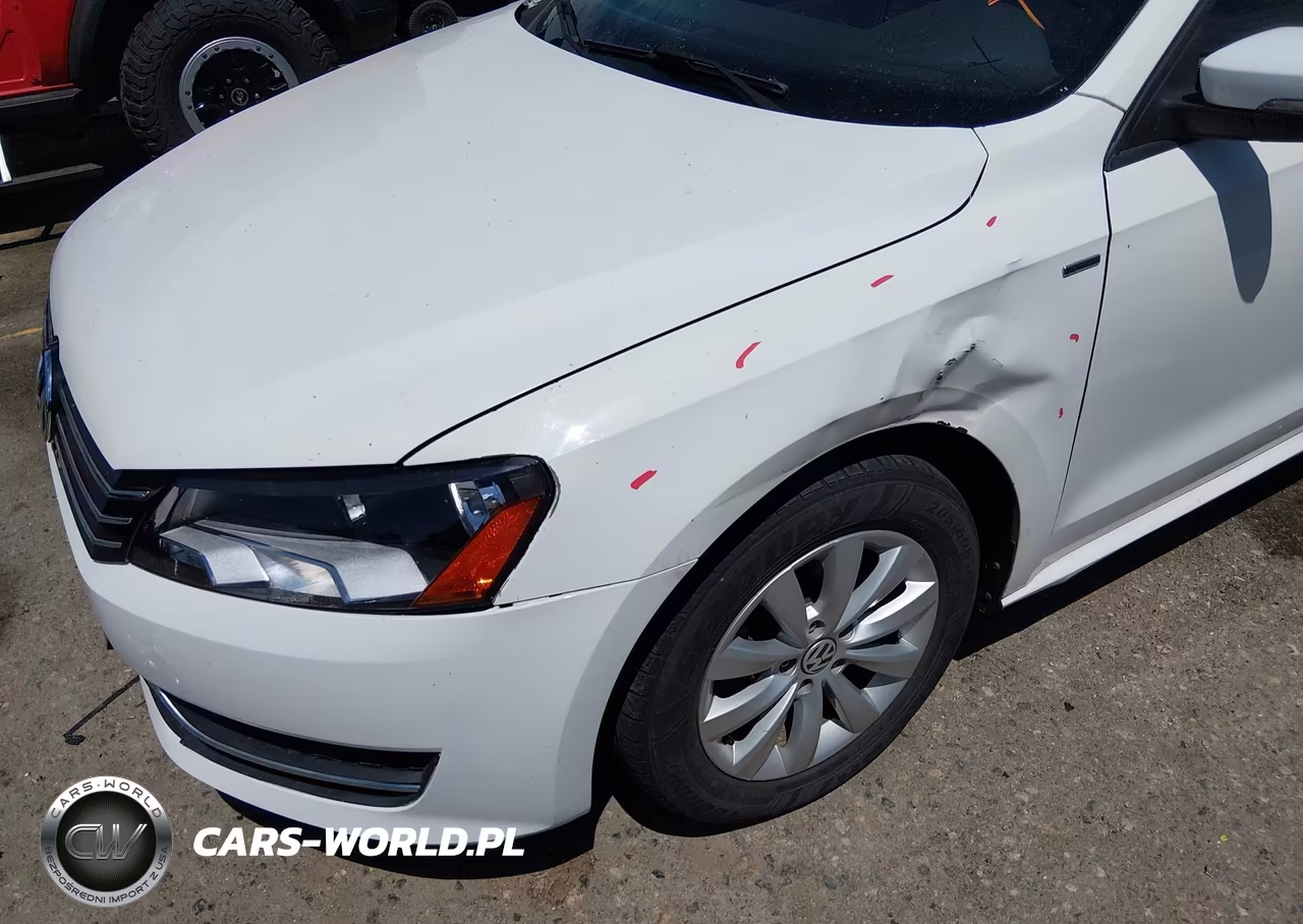 2014 Volkswagen Passat 1.8T Wolfsburg Edition VIN:1VWAT7A3XEC120971 - 15