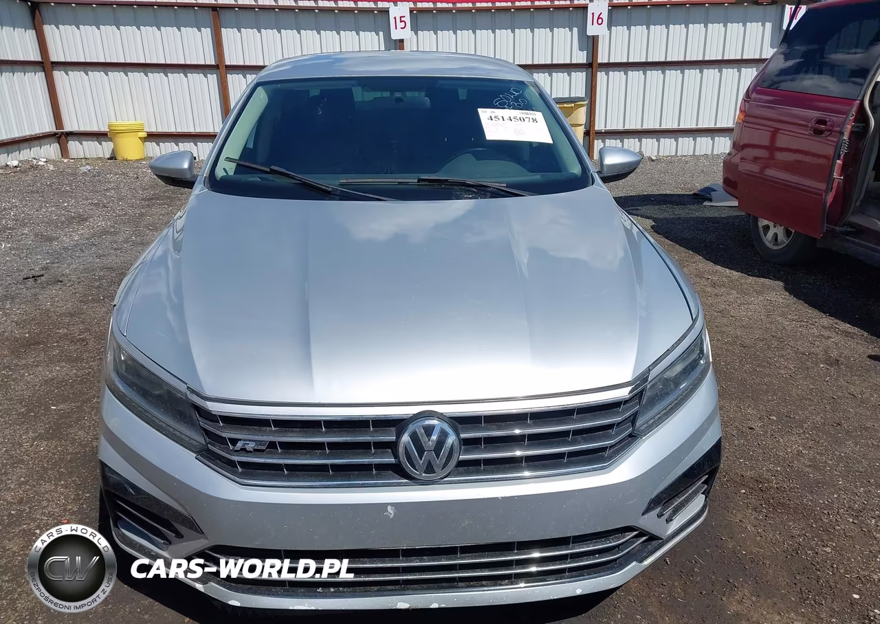2017 Volkswagen Passat 1.8T R-Line VIN:1VWDT7A32HC042901 - 11