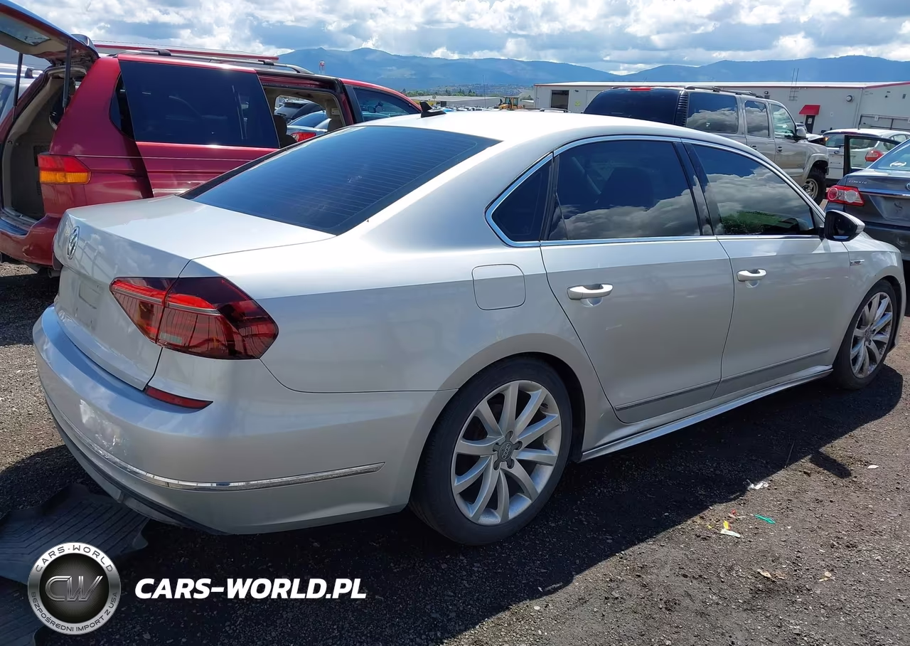 2017 Volkswagen Passat 1.8T R-Line VIN:1VWDT7A32HC042901 - 4