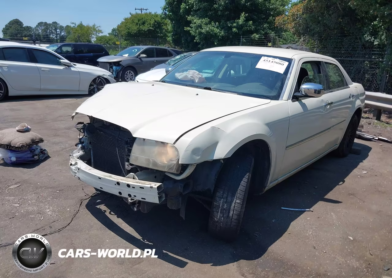 2010 Chrysler 300 Touring Plus VIN:2C3CA1CV3AH281168 - 2