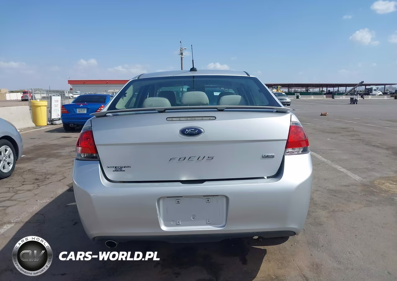 2011 Ford Focus Ses VIN:1FAHP3GN9BW184636 - 16