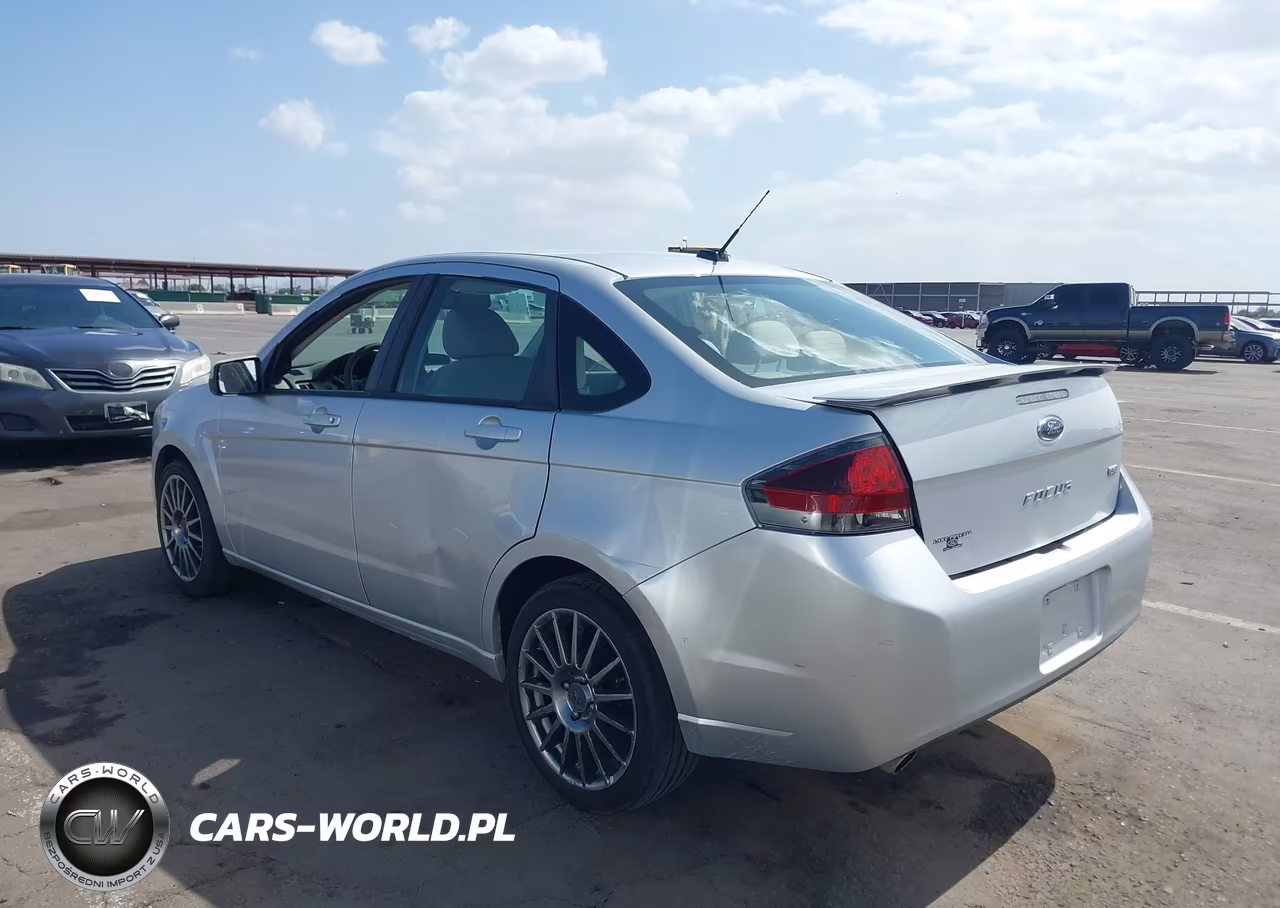 2011 Ford Focus Ses VIN:1FAHP3GN9BW184636 - 3