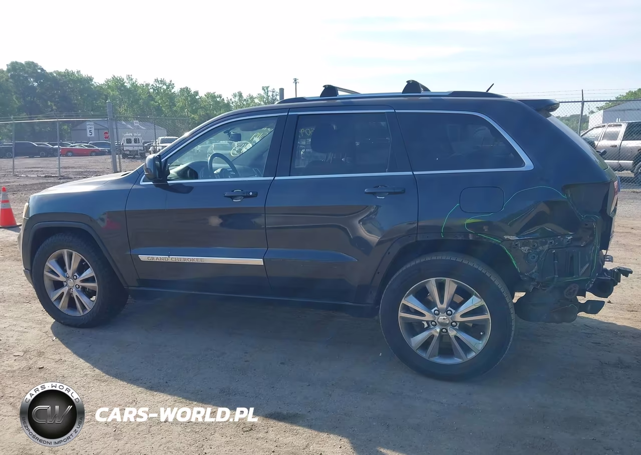 2013 Jeep Grand Cherokee Laredo VIN:1C4RJFAT3DC502456 - 15