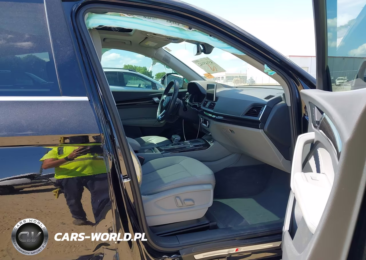 2020 Audi Q5 Premium Plus 55 Tfsi E Quattro S Tronic VIN:WA1E2AFY2L2103636 - 5
