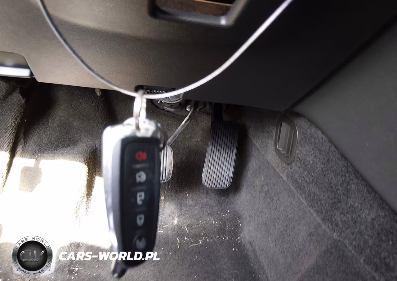 2015 Ford Taurus Limited VIN:1FAHP2F82FG195211 - 11