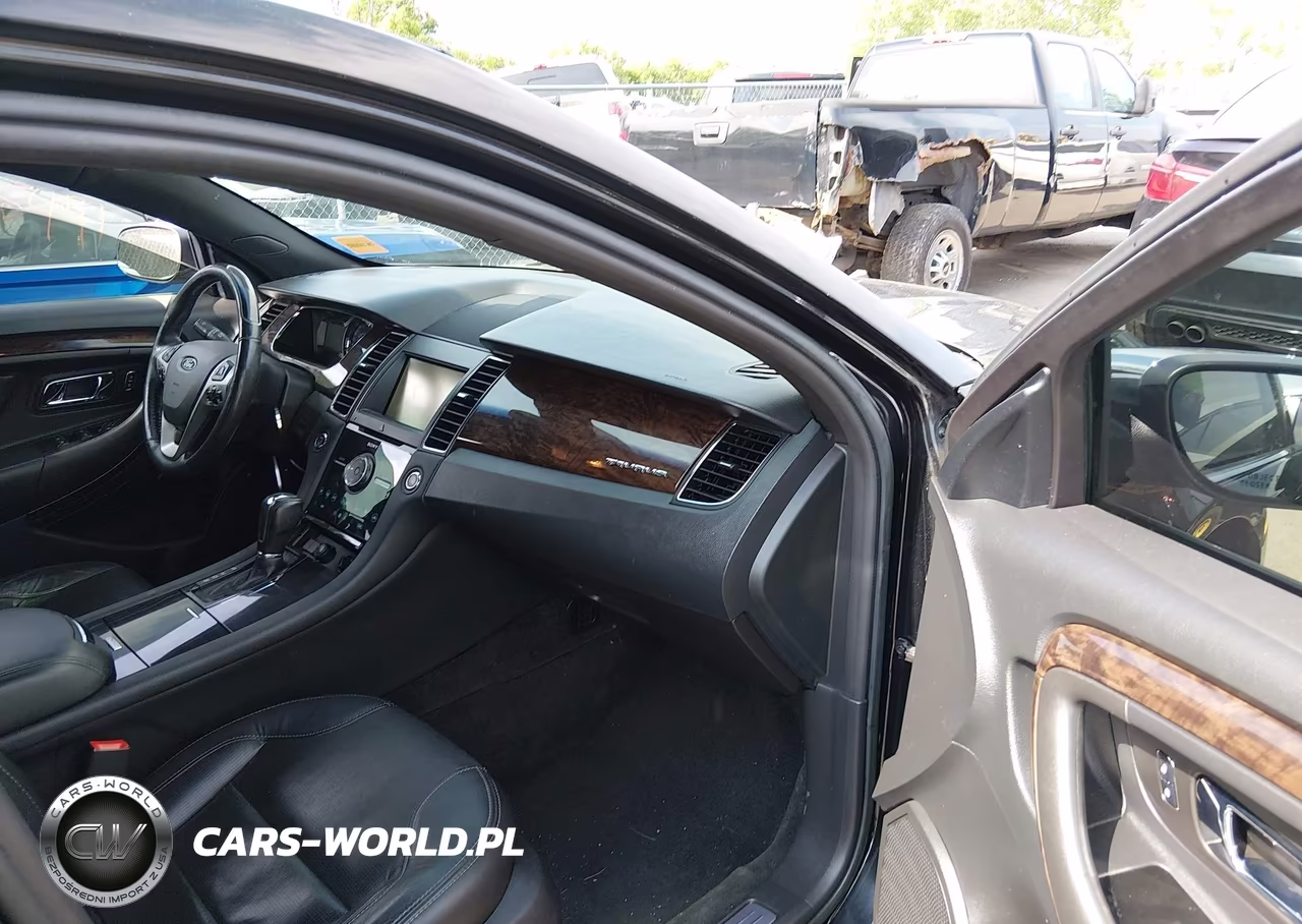 2015 Ford Taurus Limited VIN:1FAHP2F82FG195211 - 5