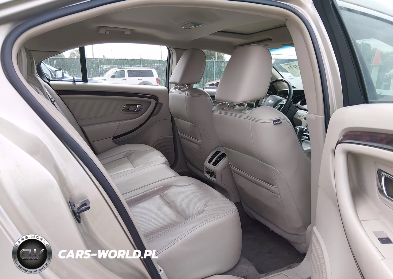 2010 Ford Taurus Limited VIN:1FAHP2JW0AG116892 - 8