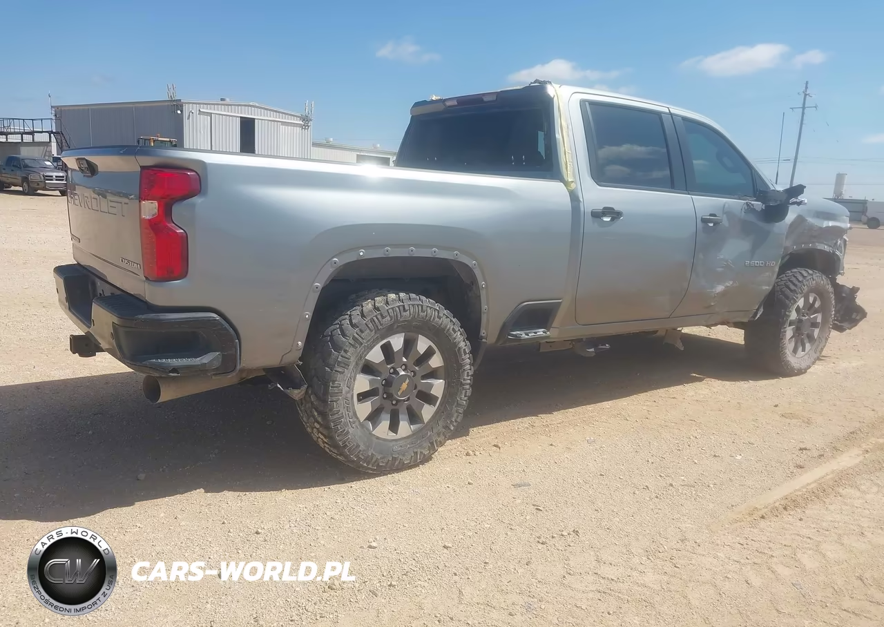 2024 Chevrolet Silverado 2500Hd 4Wd Standard Bed Custom VIN:2GC4YMEY7R1107645 - 4