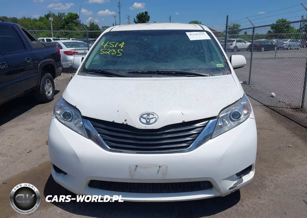 2012 Toyota Sienna Le 8 Passenger VIN:5TDKA3DC5CS011802 - 13