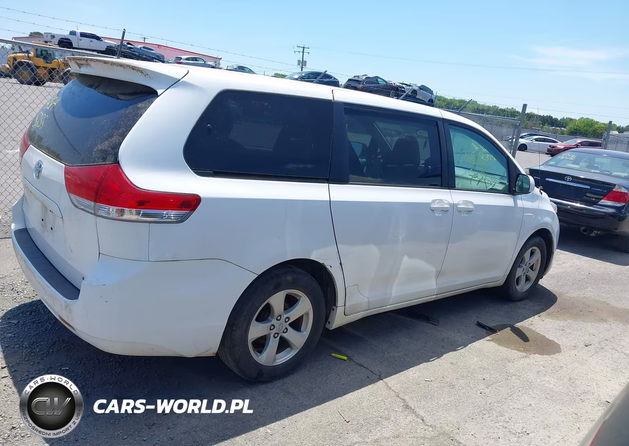 2012 Toyota Sienna Le 8 Passenger VIN:5TDKA3DC5CS011802 - 14