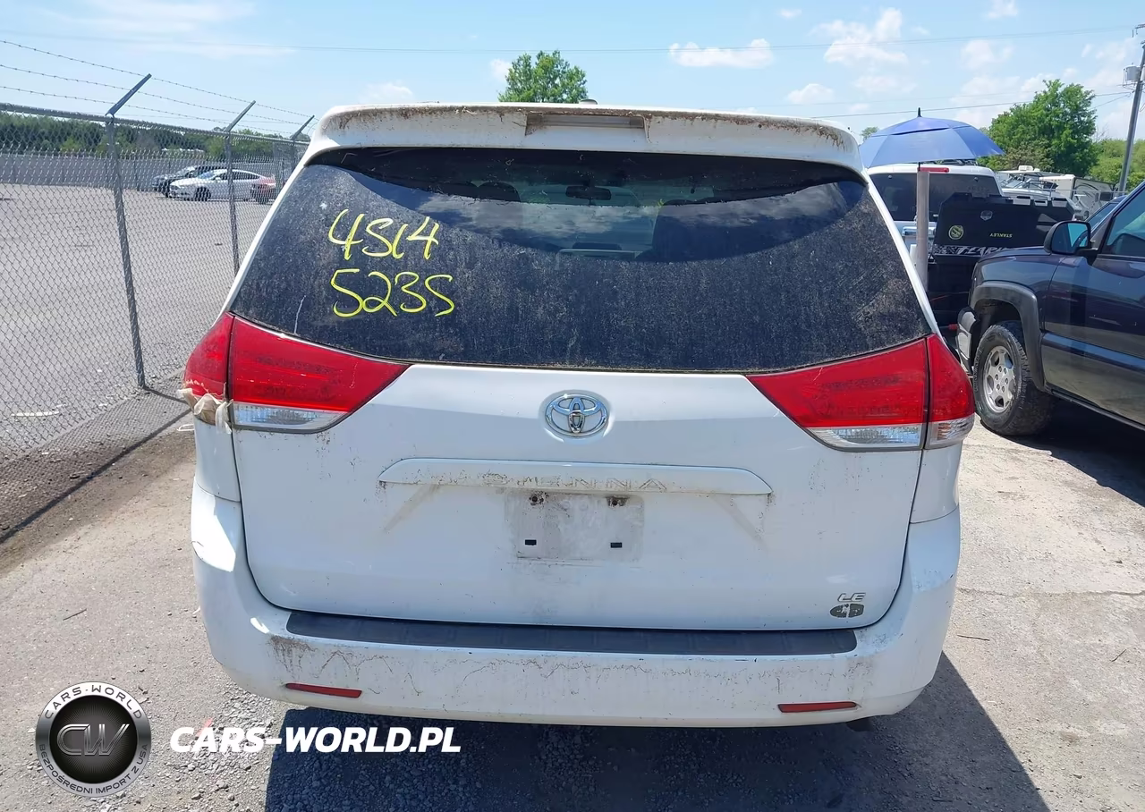 2012 Toyota Sienna Le 8 Passenger VIN:5TDKA3DC5CS011802 - 17