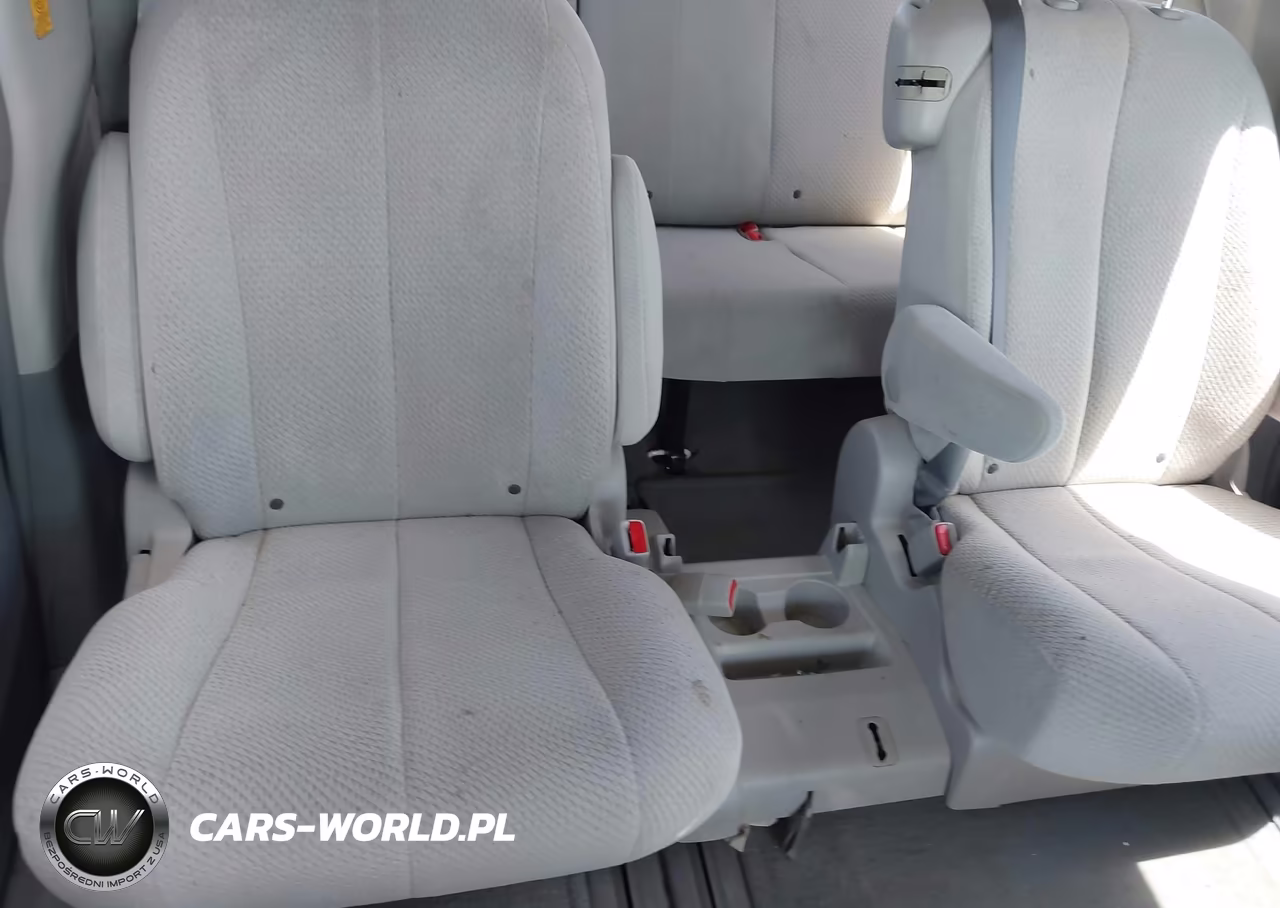 2012 Toyota Sienna Le 8 Passenger VIN:5TDKA3DC5CS011802 - 8